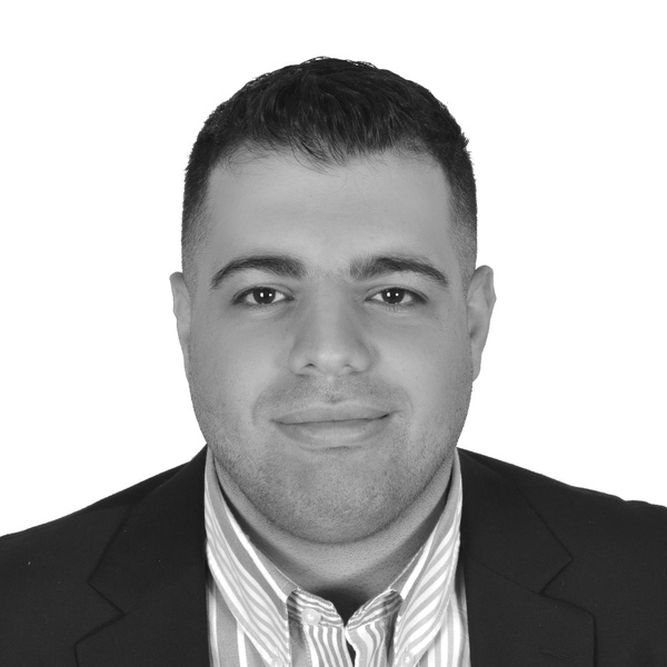 سینا علی‌اکبری